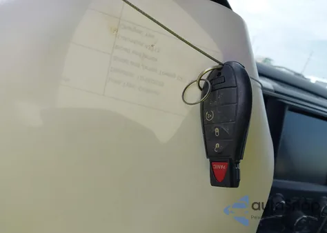 2017 Ram 1500 Big Horn 4X4 6'4 Box z USA, uszkodzony, nr VIN 1C6RR7TT3HS859053